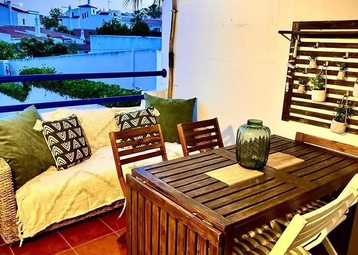 Oura & Sun Apartment *